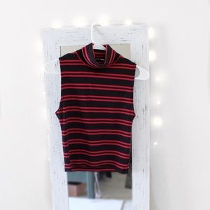 ZARA SHORT-SLEEVE TURTLENECK RED & BLACK TOP SZ M